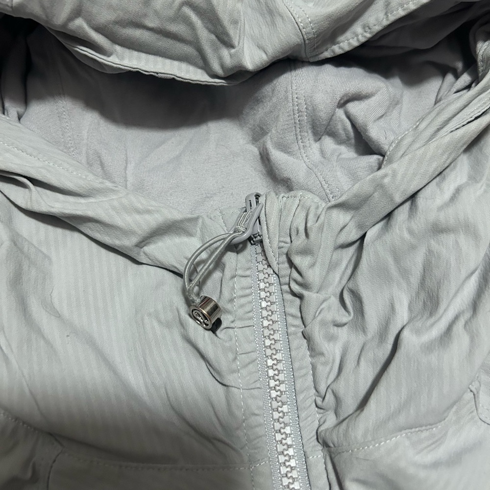 lululemon athletica Light Gray Hooded Zip Jacket - Picture 3 of 7